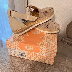 GBGianni Bini DANCE OFF Platforms 10M